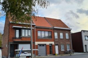 Hellend dak renoveren in Wevelgem featured image
